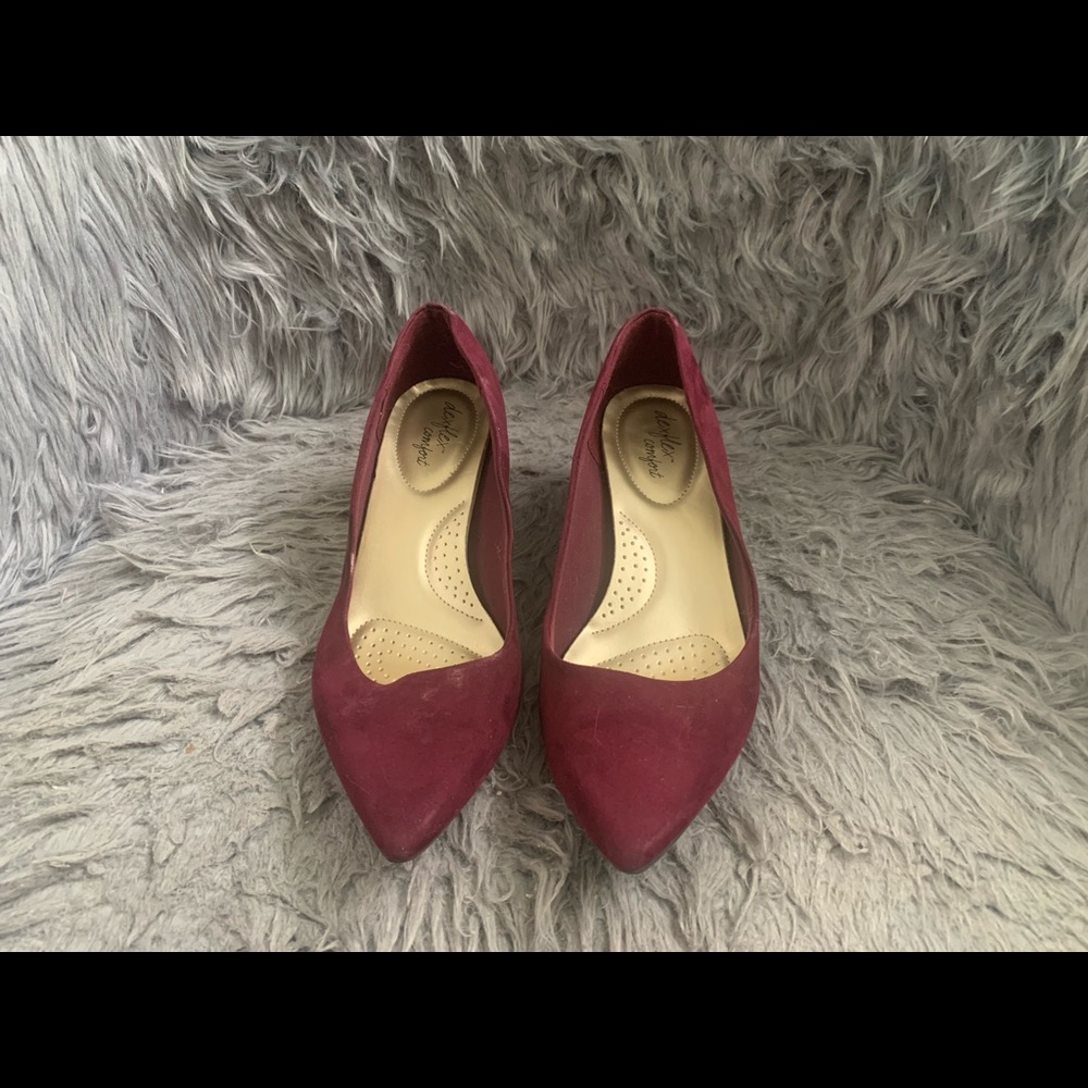 Comfortable maroon kitten heels